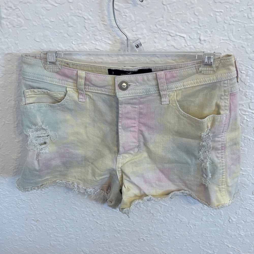 Hollister high rise boyfriend short Tie-Dye Distressed